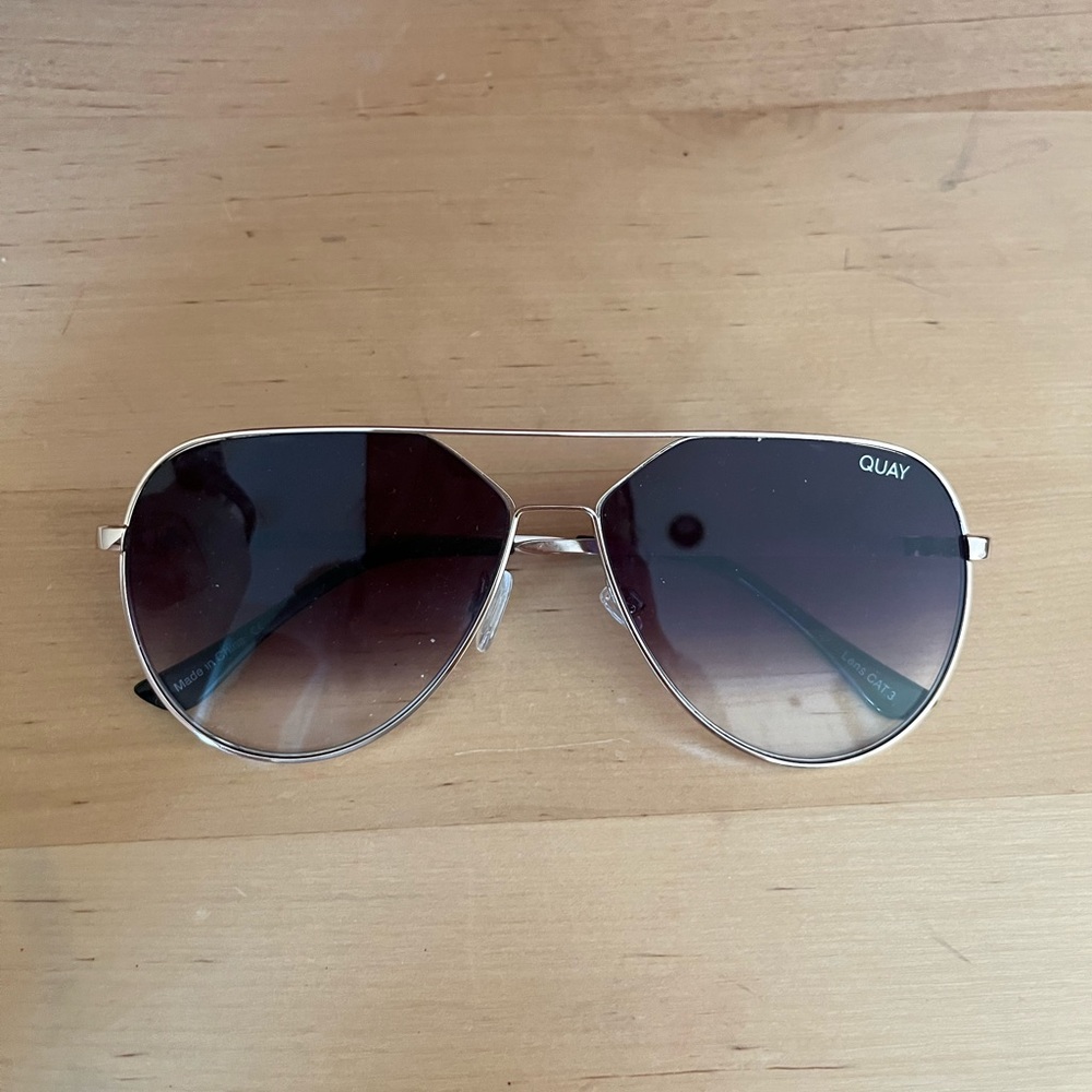 QUAY Australia High Key Large Aviator Sunglasses